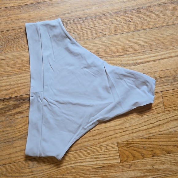 American Eagle Aerie stone gray high waisted cheeky bikini bottom - Picture 3 of 3